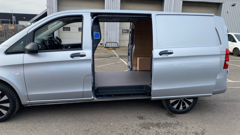 Mercedes-Benz Vito L2 Diesel Rwd 116CDI Select Van 9G-Tronic